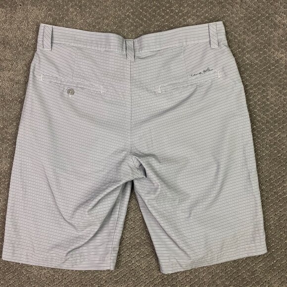 Travis Mathew Beck Shorts Men's 32 Gray Stripes Stretch Golf Performance Wear - Picture 3 of 11